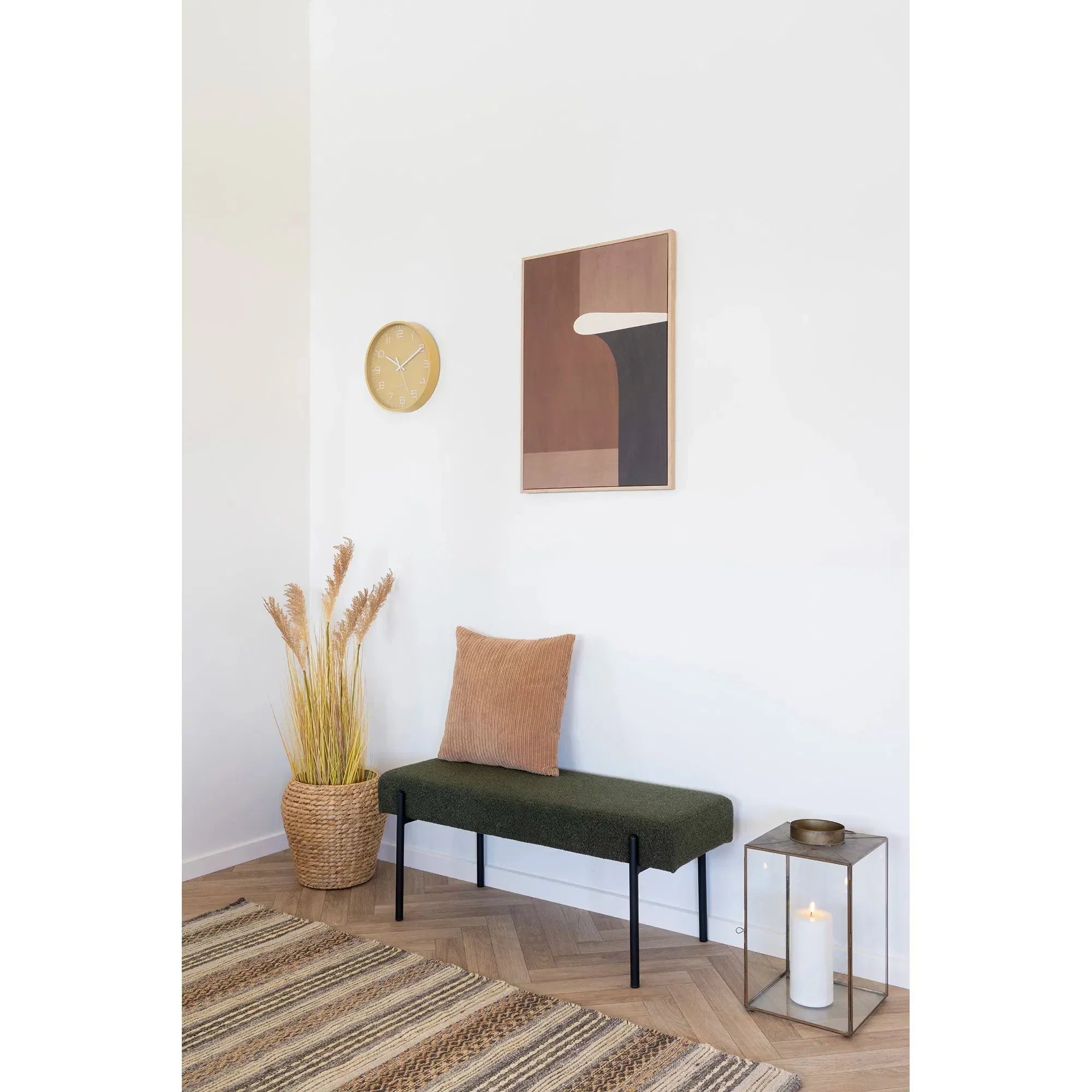 Elegante Lenny Bouclé Sitzbank mit robusten Metallbeinen für stilvolle Wohnräume