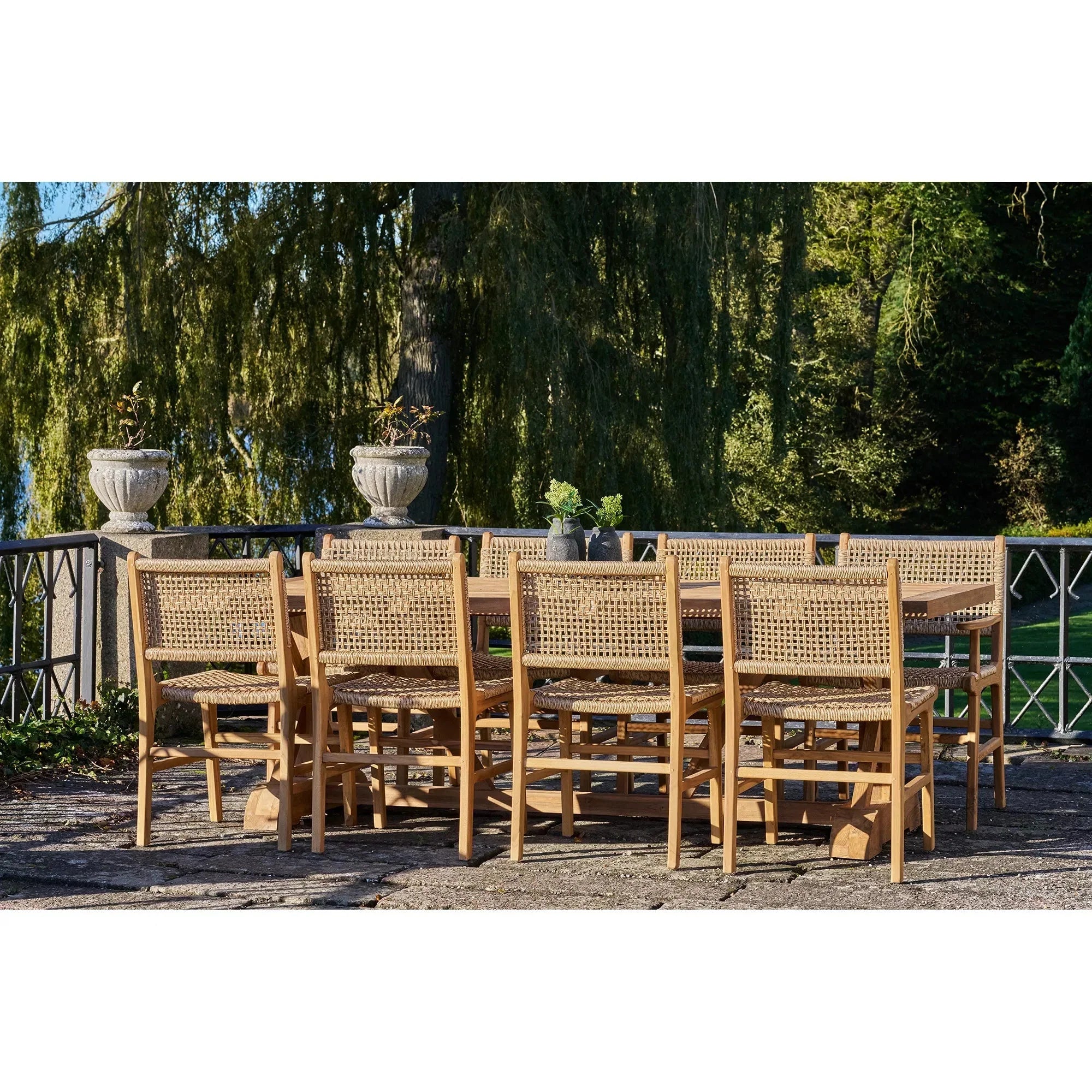 Luxuriöses 2er Teakholz Gartenstuhl-Set Capri – Armlehnenfrei, Robust, Wetterfest