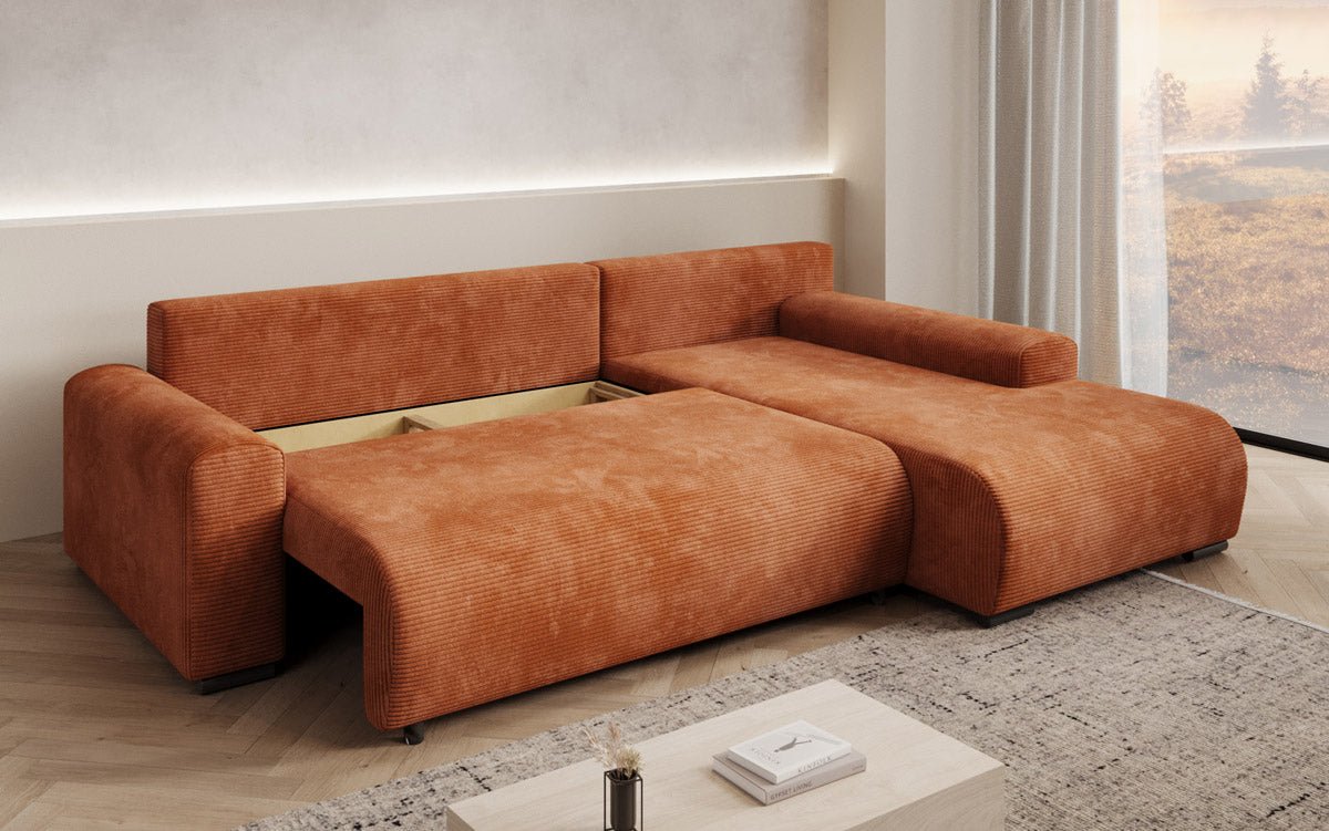 Luxuriöses Designer-Schlafsofa 'Nelly' mit Funktionen und praktischem Stauraum