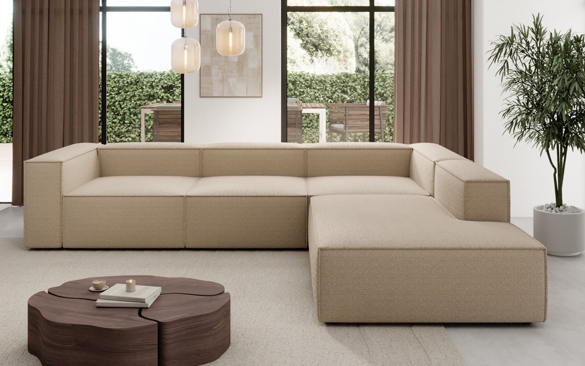 Luxuriöses Designer L-Sofa Lesley mit langer Ottomane – Modern, Komfortabel, Bouclé-Stoff