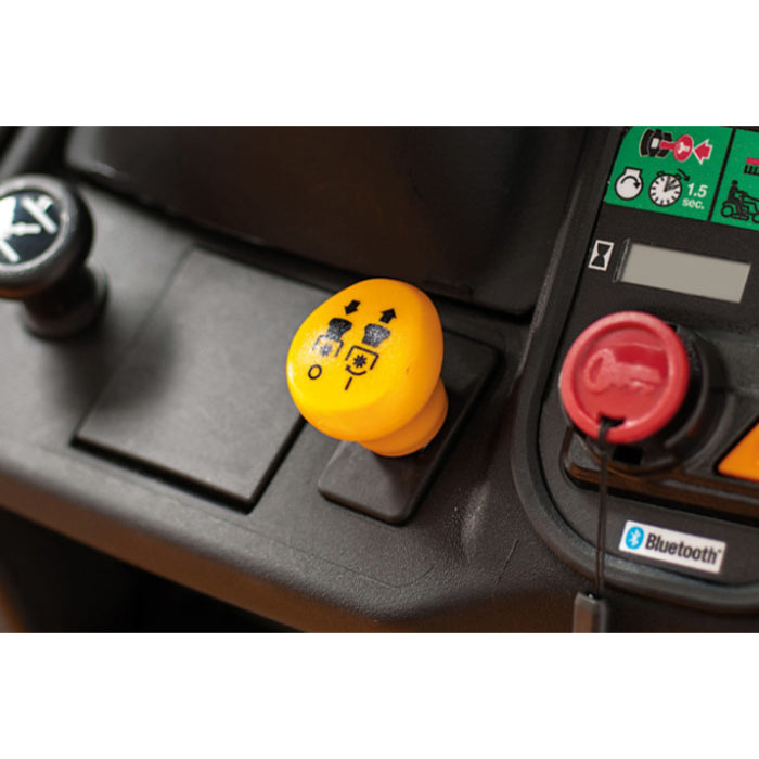 Cub Cadet XT2 PR95 Rasentraktor: Leistungsstark, Wendig mit Schneeschild & Ketten