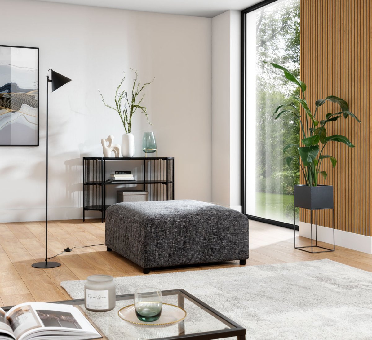 Eleganter Designer Beistellhocker Napoli aus Samtstoff – Luxus für Ihr Zuhause