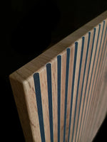 Lade das Bild in den Galerie-Viewer, Elegante Designer Kommode Nayra mit Integrierter LED-Beleuchtung – Moderner Stauraum