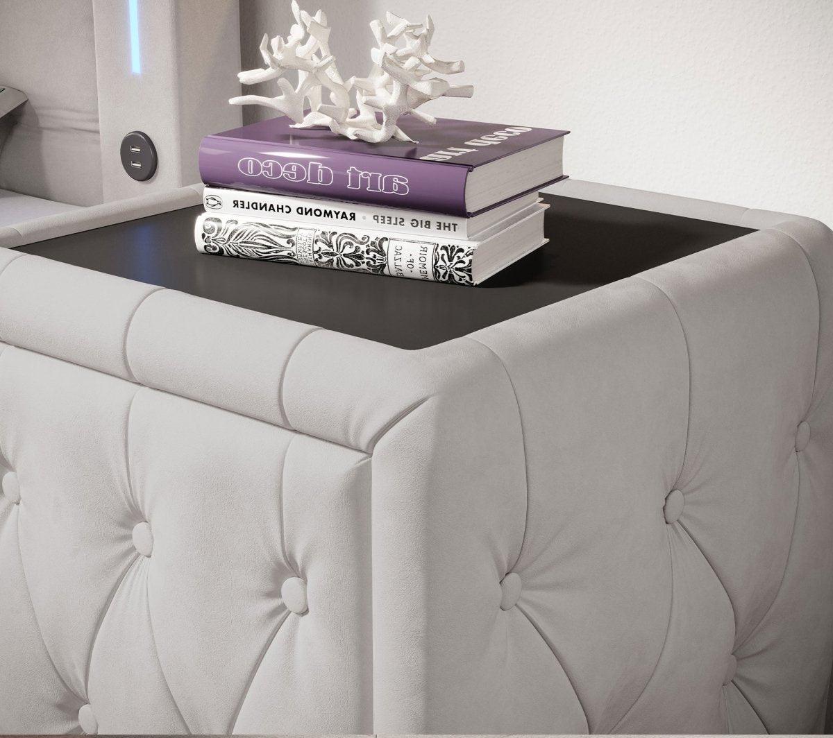 Designer Nachttisch Josy Samt – Luxuriöser Beistelltisch für Ihr Schlafzimmer