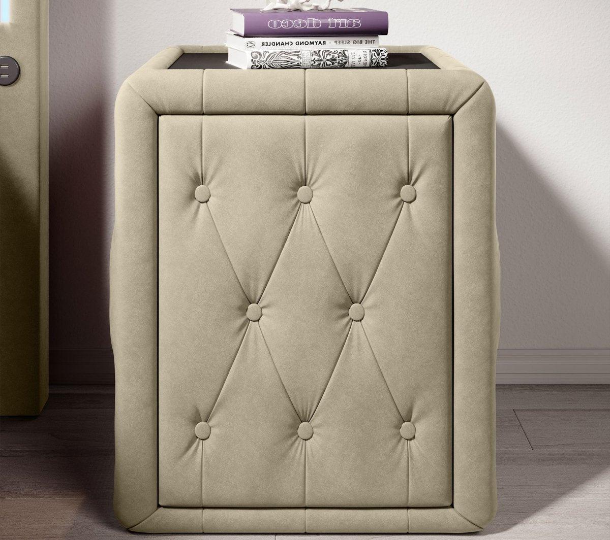 Designer Nachttisch Josy Samt – Luxuriöser Beistelltisch für Ihr Schlafzimmer