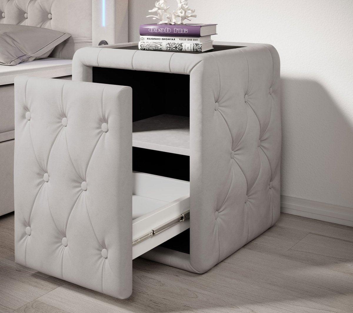 Designer Nachttisch Josy Samt – Luxuriöser Beistelltisch für Ihr Schlafzimmer