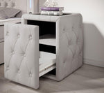 Lade das Bild in den Galerie-Viewer, Designer Nachttisch Josy Samt – Luxuriöser Beistelltisch für Ihr Schlafzimmer