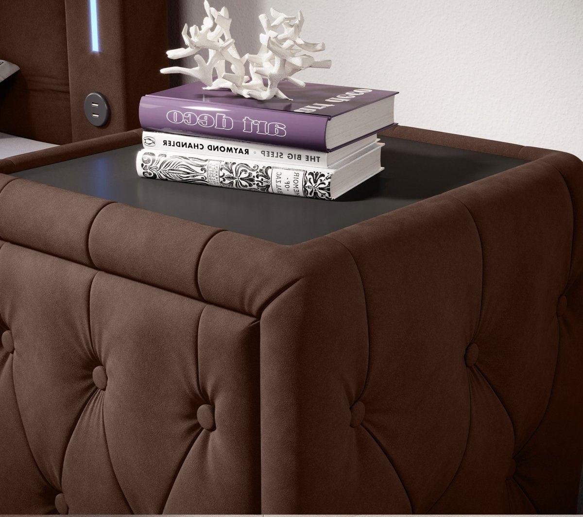 Designer Nachttisch Josy Samt – Luxuriöser Beistelltisch für Ihr Schlafzimmer