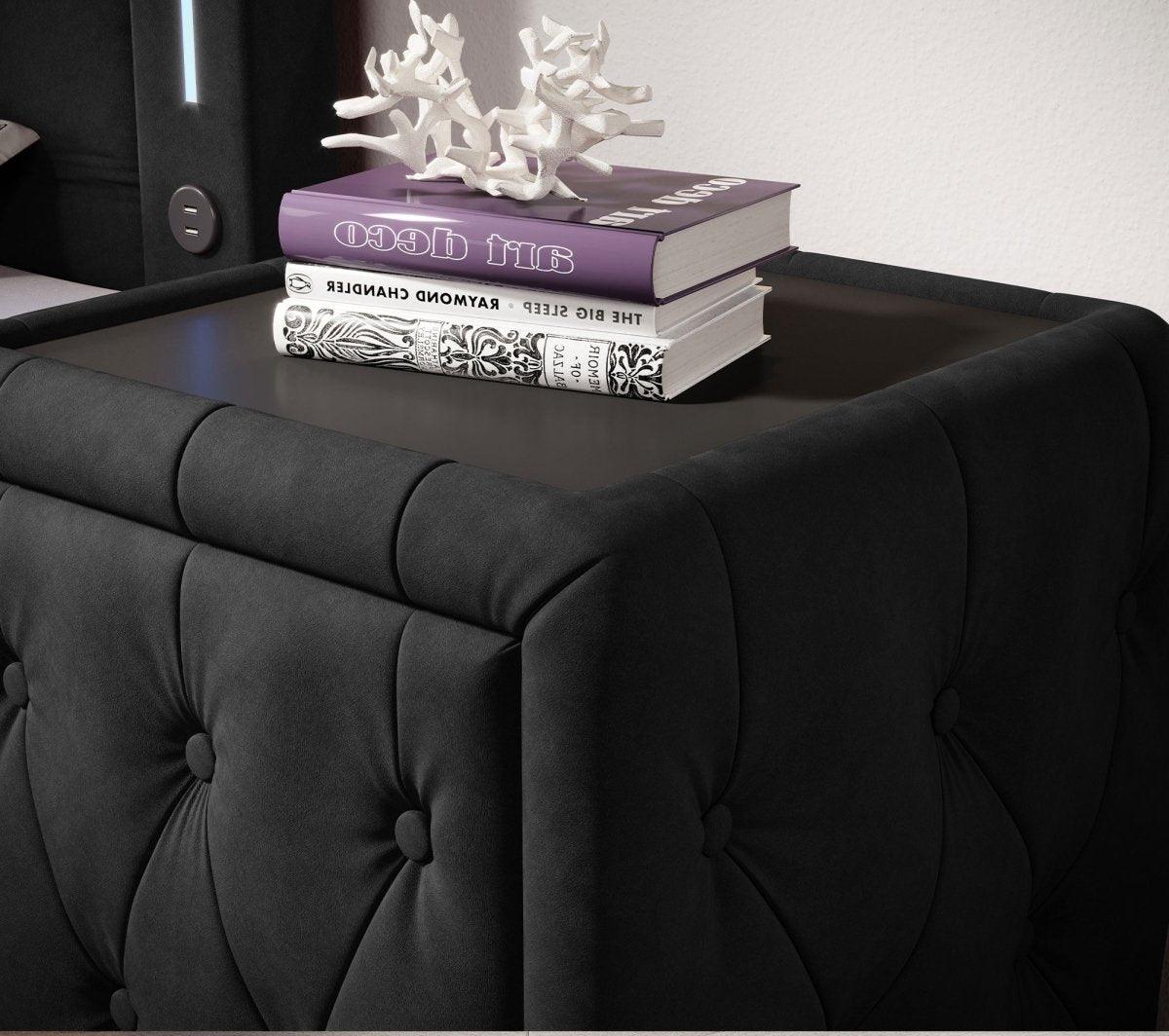 Designer Nachttisch Josy Samt – Luxuriöser Beistelltisch für Ihr Schlafzimmer