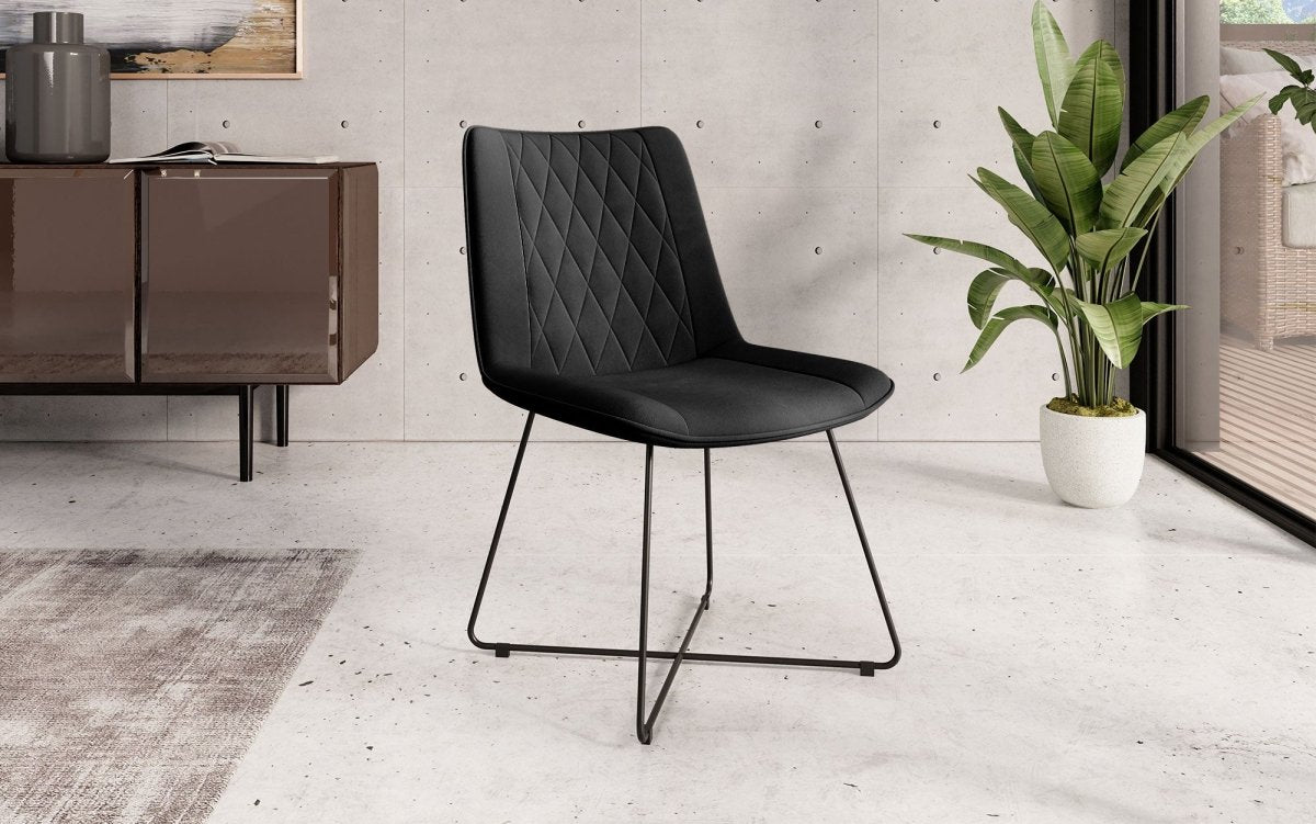 Eleganter Samt Designer Esszimmerstuhl Diaro mit Metallbeinen – Modern & Komfortabel