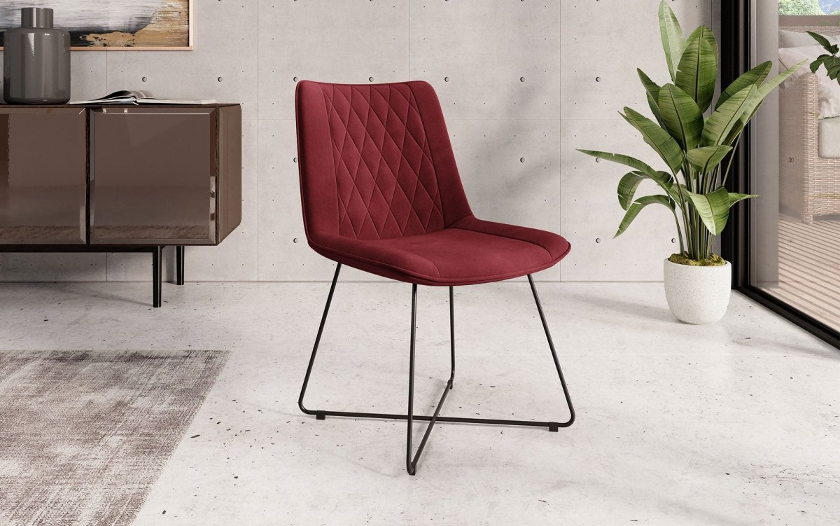 Eleganter Samt Designer Esszimmerstuhl Diaro mit Metallbeinen – Modern & Komfortabel