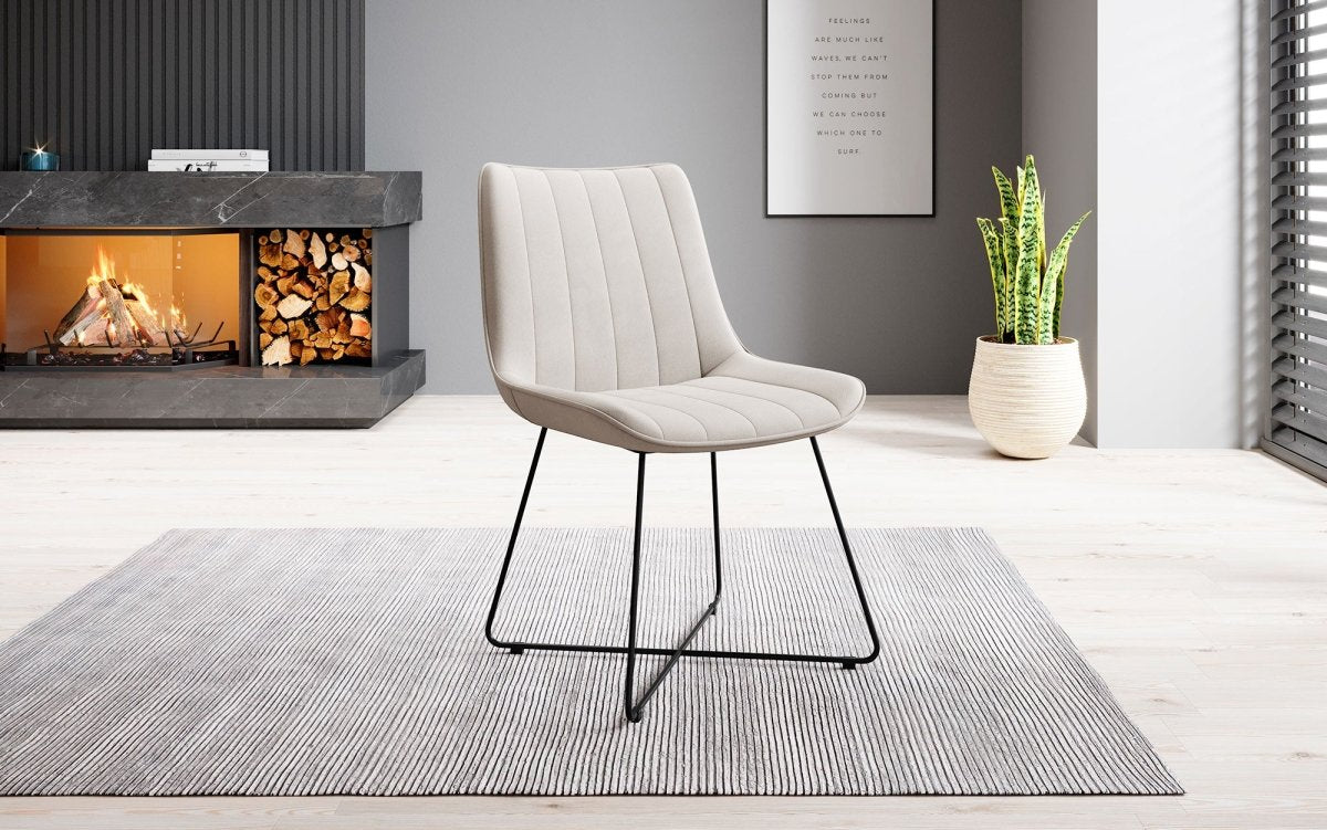 Eleganter Designer Samt Esszimmerstuhl Rango mit verschiedenen Fußstilen – Luxuriöser Sitzkomfort