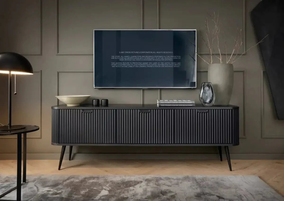 Elegantes Designer TV Lowboard Zelo: Modernes Medienmöbel für Ihr Wohnzimmer