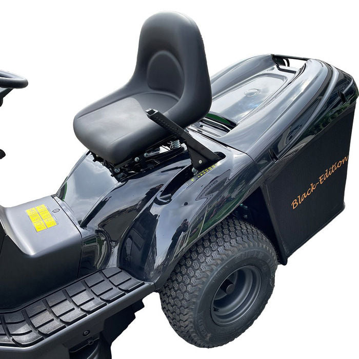 BLACK EDITION® PRO 225/92 Twin H Rasentraktor: Leistungsstarker Stiga Hydrostat, 92cm Mähwerk, Mulch & Fang