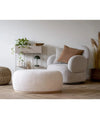 Eleganter Weißer Bouclé Beistellhocker Versailles – Stilvolles Multifunktionsmöbel für Zuhause