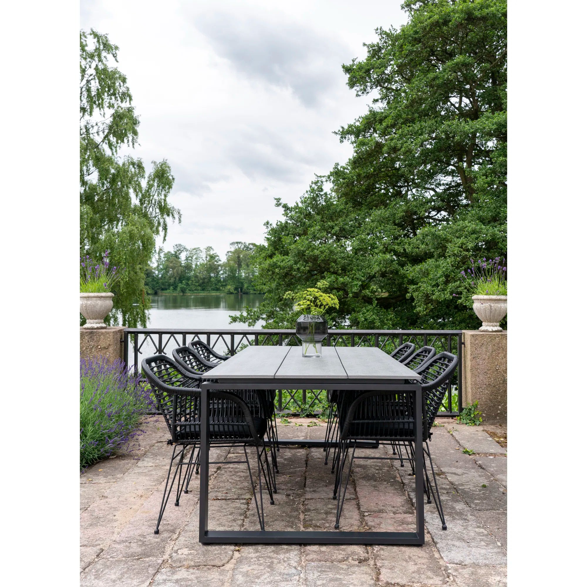 Robuster Garten Esstisch Emilio, 210x100cm, Nonwood & Aluminium, Modern, Wetterfest, Schwarz/Grau