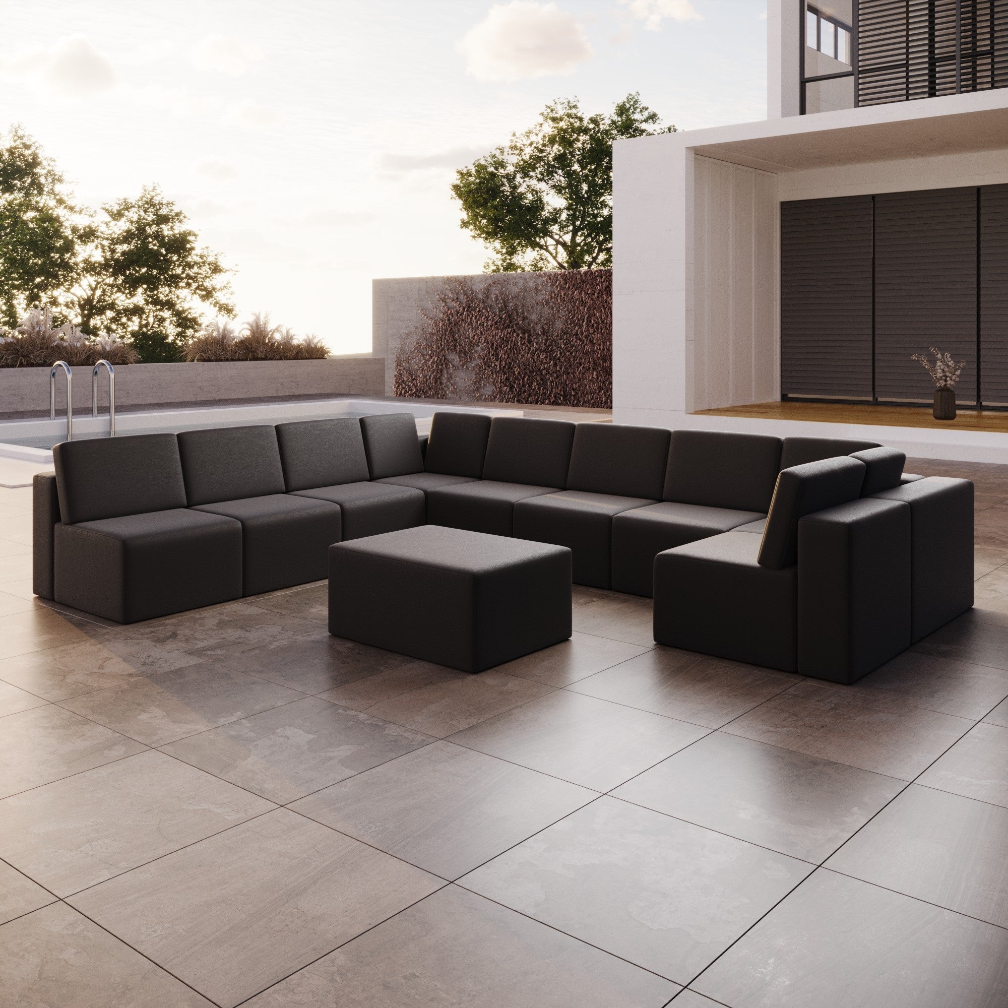 Luxuriöses Modulares Gartensofa Set U-Form mit Beistellhocker – Wetterfest