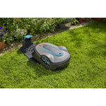Lade das Bild in den Galerie-Viewer, GARDENA SILENO life 750 Mähroboter – Leise &amp; Smart für bis zu 750m²
