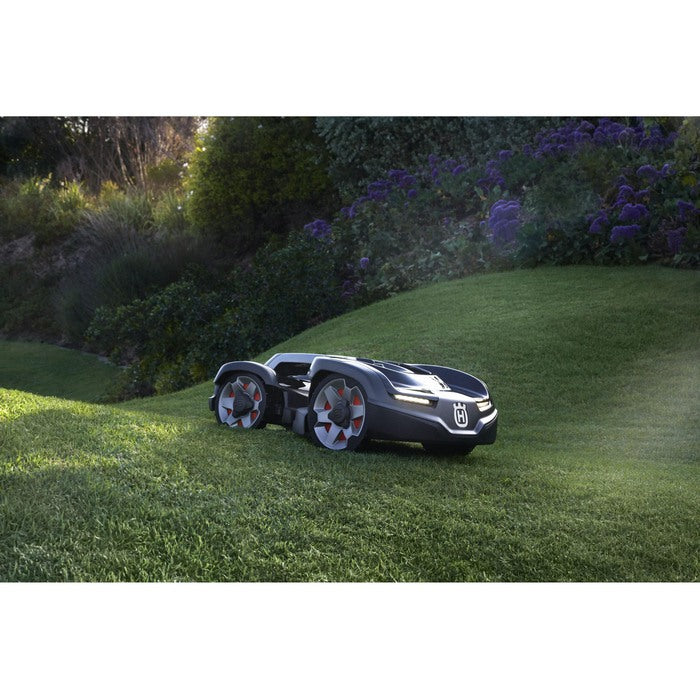 Husqvarna Automower 435X AWD Mähroboter: 3500m² Flächen, 70% Steigung, Smart