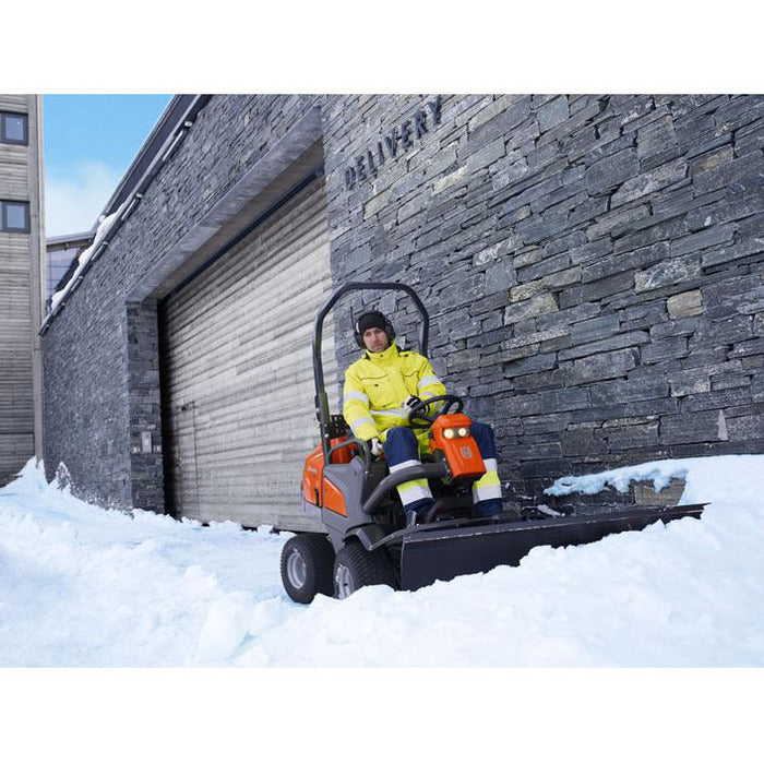 Husqvarna P 520D Diesel Profi-Frontmäher Hydrostat Allrad Leistungsstark für Große Flächen