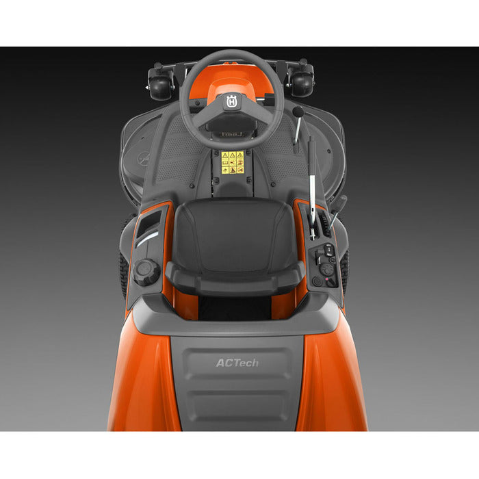 Husqvarna RC 318T Frontmäher: Wendiger Aufsitzmäher mit Knicklenkung, ACTech, Sammel-/Auswurf-Funktion