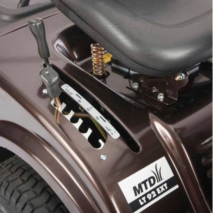 MTD LT 92R EXT Hydrostat Rasentraktor 92cm Schnitt Black Edition