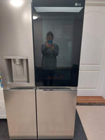 Lade das Bild in den Galerie-Viewer, LG InstaView Side-by-Side Kühlschrank mit Door-in-Door, Eis- und Wasserspender, 635L
