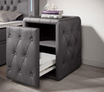 Lade das Bild in den Galerie-Viewer, Evora Designer Nachttisch: Eleganter Kunstleder Beistelltisch für Boxspringbetten
