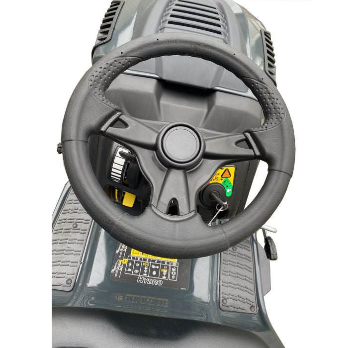 BLACK EDITION® 175/92 H Rasentraktor: Hydrostat, 92cm Schnitt, inkl. Schneeschild & Ketten