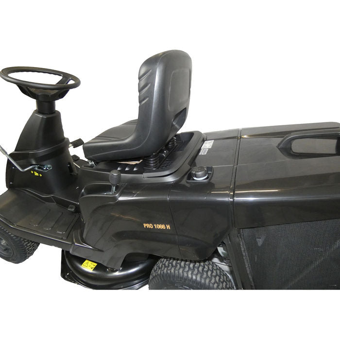 BLACK EDITION® Combi PRO 1066 H Aufsitzmäher: Kompakt, 66 cm Schnittbreite, Hydrostatgetriebe