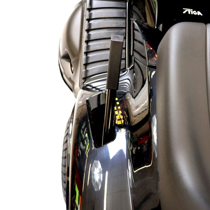 BLACK EDITION® PRO 220/102 Twin H Rasentraktor: Leistungsstarker 2-Zylinder STIGA Aufsitzmäher, 102 cm Schnittbreite, Hydrostatgetriebe