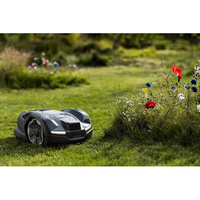Husqvarna Automower 410XE NERA Mähroboter: Kabelloses Mähen, Objekterkennung, 1000m²