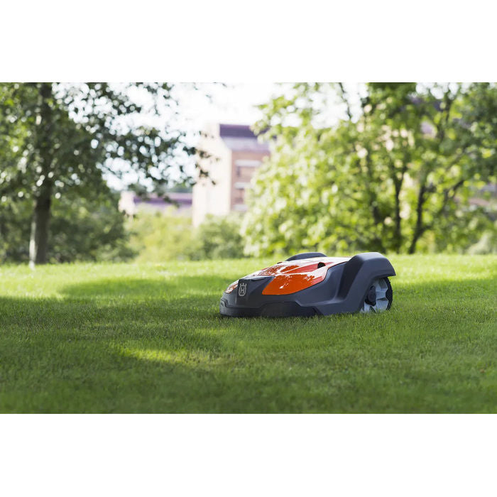 Husqvarna Automower 550 Profi Mähroboter: GPS, Smart Home, 5000m² Rasenpflege