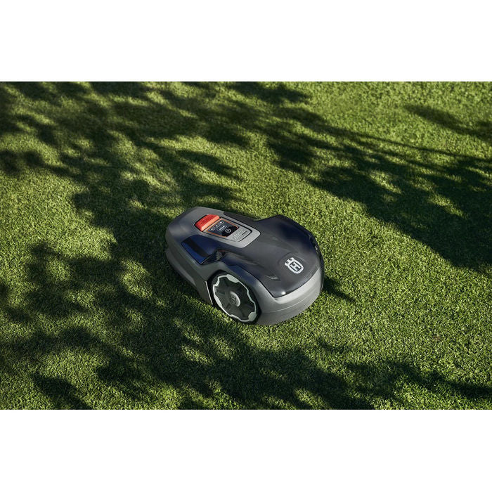 Husqvarna Aspire R4 Automower Mähroboter: Effizient, Leise, Smart für 400m² Rasen