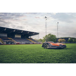 Lade das Bild in den Galerie-Viewer, Husqvarna CEORA™ 546 EPOS Mähroboter für Großflächen: Autonom, Präzise, Effizient
