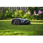 Lade das Bild in den Galerie-Viewer, STIHL iMow® 7 EVO Mähroboter: Smart, Autonom, 5000m² Rasenpflege, Steigung 45%
