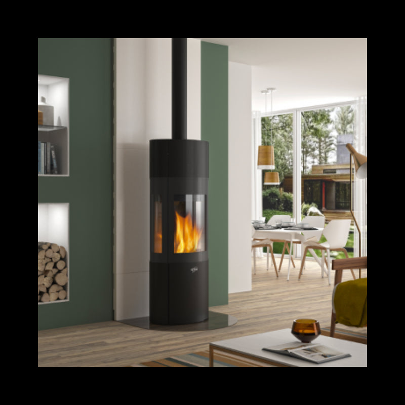 Godin Arnel 7,2 kW Holzofen: Effizienter Kaminofen mit Modernem Ovalen Design