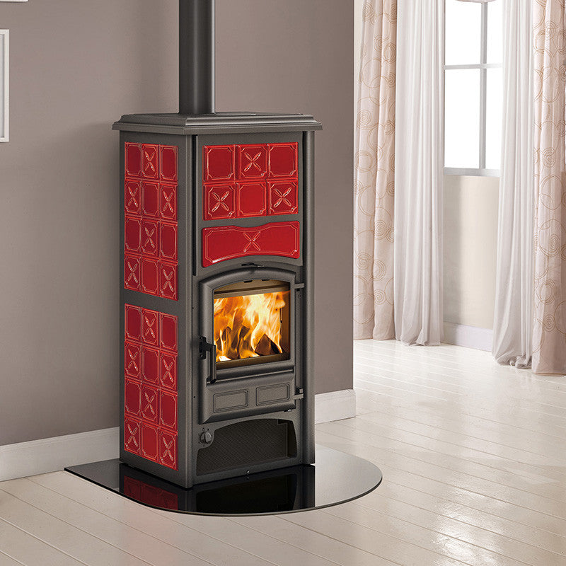 La Nordica Loriet S DSA Wasserführender Holzofen: Kombinierte Luft- & Wasserheizung, 16,8 kW