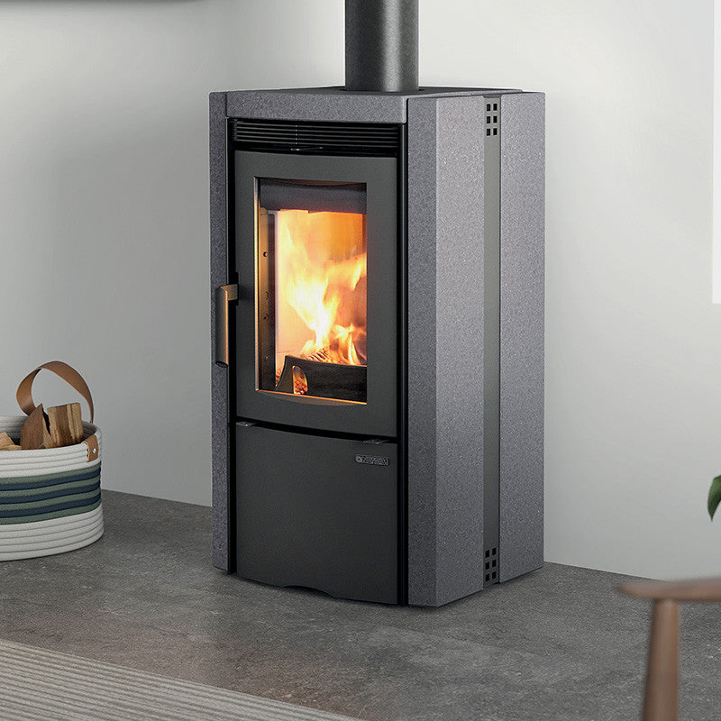 La Nordica Ester BII Kompakter Holzofen: 7.5kW, Vulkanstein, 25cm Holzscheite